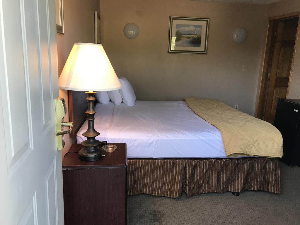 Dartmouth Capri Motel מראה חיצוני תמונה